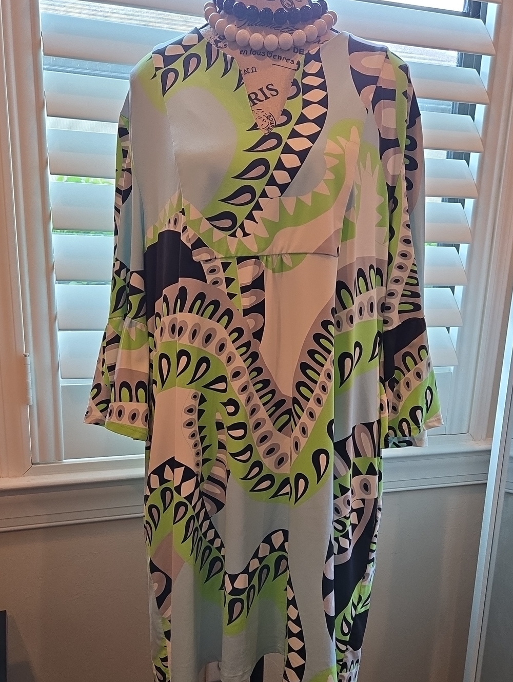 Jude Connally B/W Light Blue & Lime Patterned Women’s Flattet Fit Shift Dress